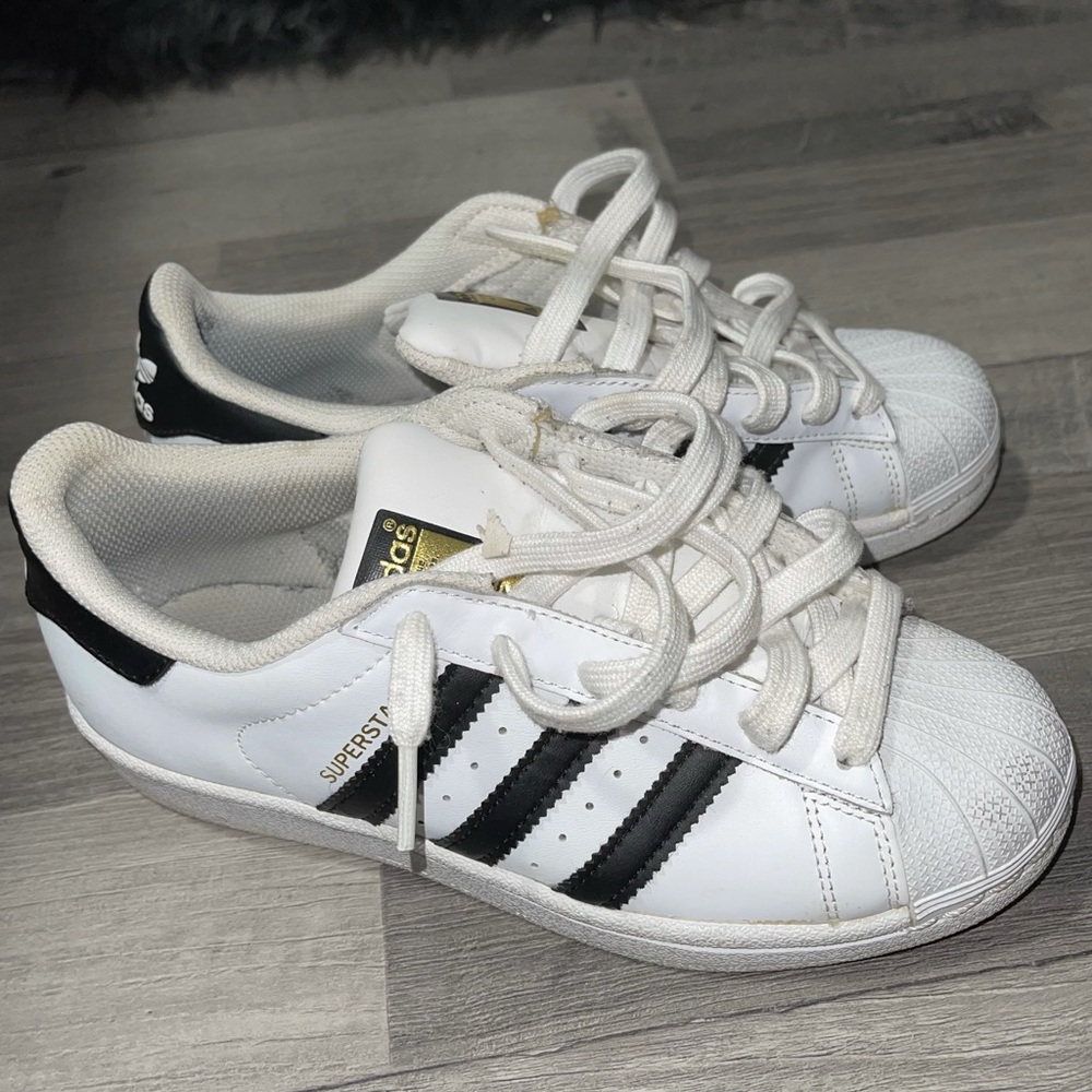 Adidas Superstar - Picture 3 of 6